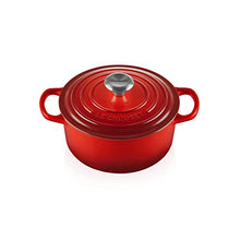Carica l'immagine nel visualizzatore di Gallery, Le Creuset Cocotte rotonda Evolution in ghisa vetrificata con Coperchio, diameter 20 cm, Ciliegia, 21177200602430
