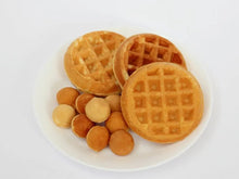 Carica l'immagine nel visualizzatore di Gallery, Cbe Biscottiera elettrica per ferratelle dolci e salate Waffle tondi e palline Modello 5050200
