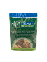 Carica l'immagine nel visualizzatore di Gallery, Big Green Egg Hickory wood chunks -pezzi di Noce americano per affumicatura 114624