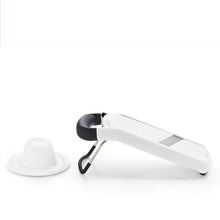 Carica l'immagine nel visualizzatore di Gallery, OXO Good Grips Mandolina semplice con lama in acciaio 3 spessori di taglio regolabile con lama per Julienne
