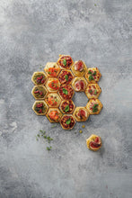 Carica l'immagine nel visualizzatore di Gallery, Betty Bossi mini pizza tool stampo per pizza finger food 155038.01