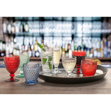 Carica l'immagine nel visualizzatore di Gallery, Villeroy & Boch Boston coloured bicchiere da vino rosso smoke in cristallo 11-7309-0025