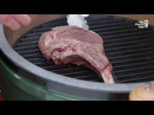 Carica e avvia il video nel visualizzatore di galleria, Big Green Egg Large Barbecue Kamado, Forno a carbone, cottura alla griglia BGE 117632 CHIAMACI PER LA DISPONIBILITA'