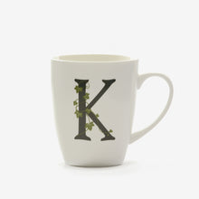 Carica l'immagine nel visualizzatore di Gallery, La Porcellana Bianca ATUPERTU tazza Mug con lettere dell'alfabeto