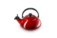 Carica l'immagine nel visualizzatore di Gallery, Le Creuset Bollitore Kettle Zen Rosso ciliegia in acciaio smaltato induzione con fischio Lt 1,5