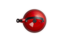 Carica l'immagine nel visualizzatore di Gallery, Le Creuset Bollitore Kettle Zen Rosso ciliegia in acciaio smaltato induzione con fischio Lt 1,5