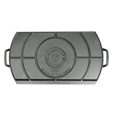 Carica l'immagine nel visualizzatore di Gallery, LODGE Piastra Blacklock Bistecchiera liscia in ghisa triple seasoned e antiaderente 25 x 50 cm BL77DG