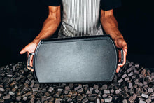 Carica l'immagine nel visualizzatore di Gallery, LODGE Piastra Blacklock Bistecchiera liscia in ghisa triple seasoned e antiaderente 25 x 50 cm BL77DG