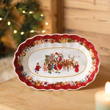 Carica l'immagine nel visualizzatore di Gallery, Villeroy & Boch Natale Toy's Fantasy ciotola coppa grande ovale babbo natale distribuisce i regali 14-8332-2556