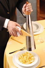Carica l&#39;immagine nel visualizzatore di Gallery, ALESSI GRATTUGIA GIGANTE TODO
