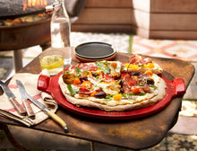 Carica l&#39;immagine nel visualizzatore di Gallery, Emile Henry Pizza stone pietra per pizza da forno in ceramica refrattaria Bordeaux cm 36,5 7514
