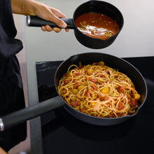 Carica l&#39;immagine nel visualizzatore di Gallery, GUZZINI COOKING Wok Ø 28 cm
